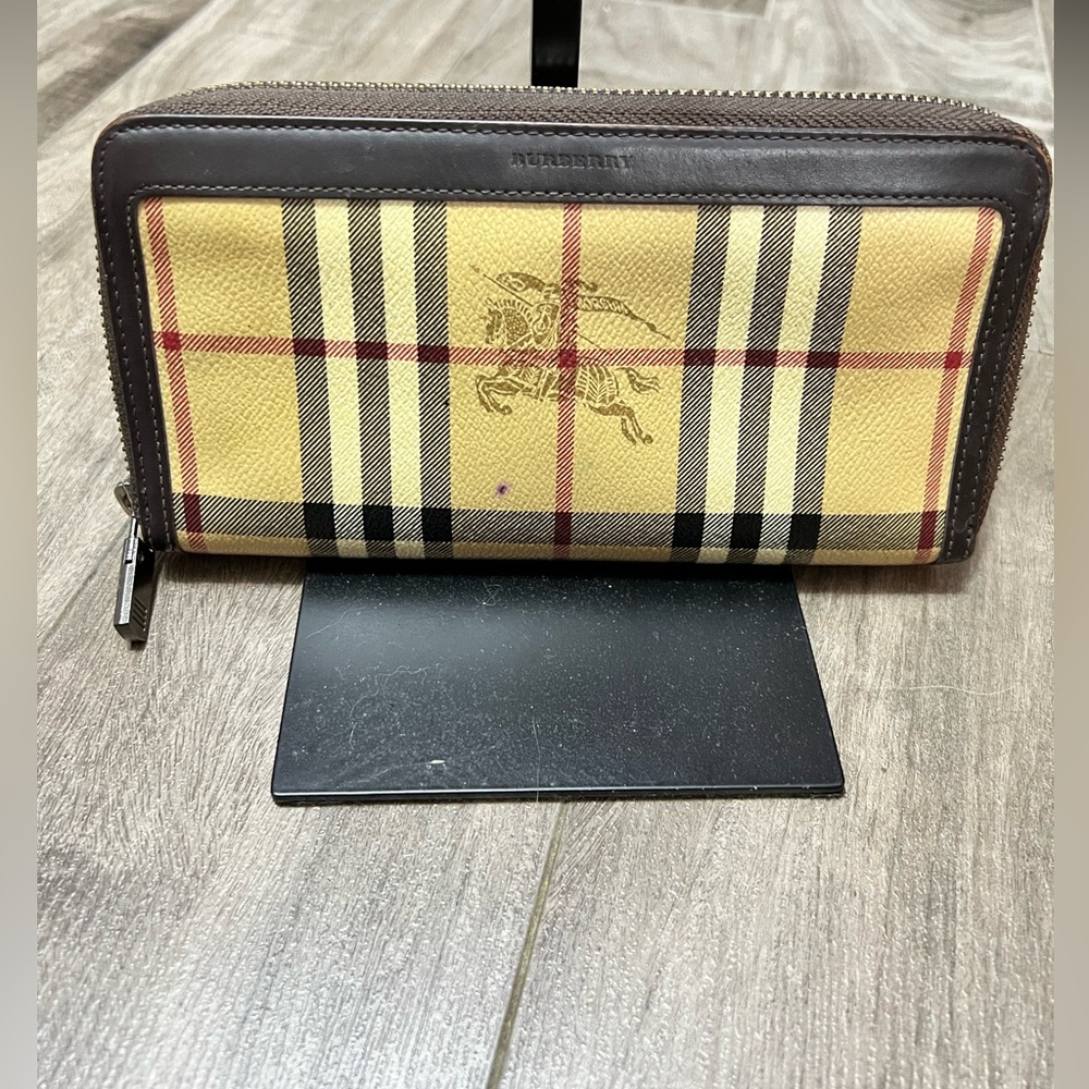 Burberry Wallet Preloved Authentic Vintage - Picture 2 of 7